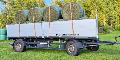Ballenanhänger, Ballenwagen, Plateauanhänger, Schwarzmüller
