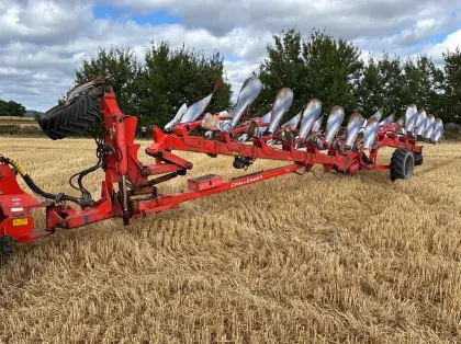 Kuhn Challenger 10 NS Pflug