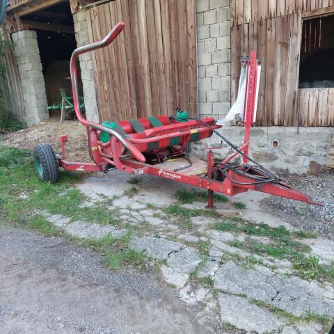Kverneland Wickelmaschine 7335