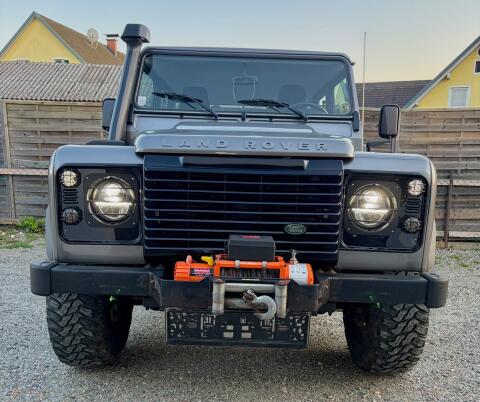 Land Rover Defender Crew Cab 110 Td4