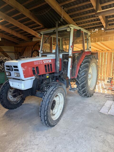 Steyr 8075