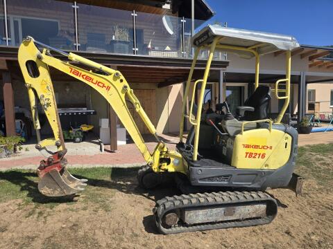 Takeuchi TB216