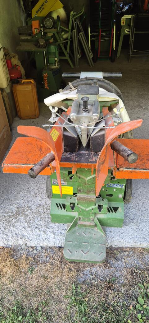 Posch Holzspalter Spaltaxt 7,5 t Spezial