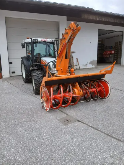 Steyr Traktor 4095 Kompakt