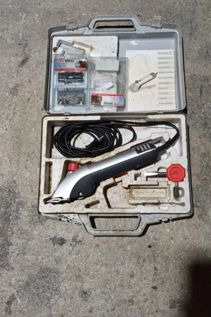 Heiniger Rinderschermaschine