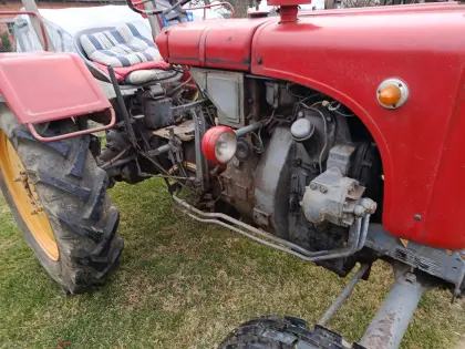 Traktor Steyr T84