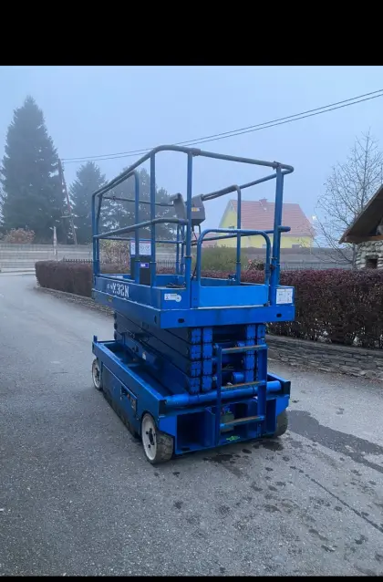 Scherenbühne