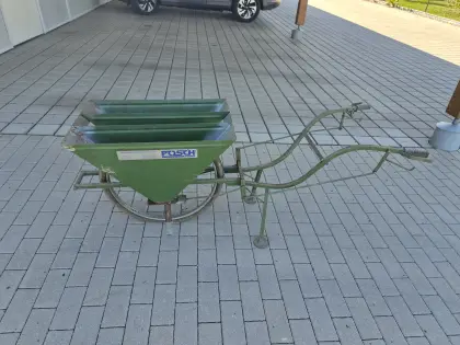 Düngerstreuer POSCH