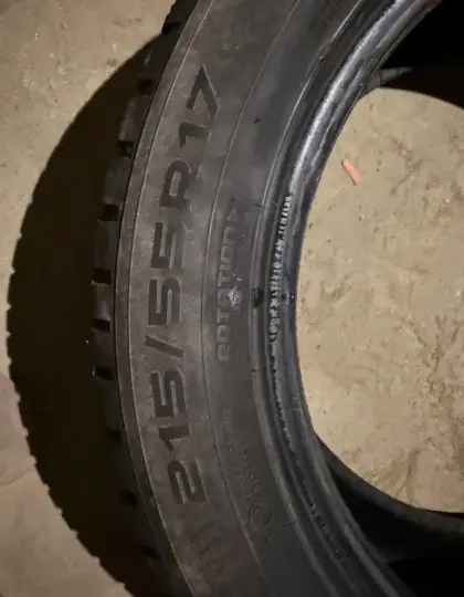 2 Stk. Winterreifen Nokian Snowproof 1