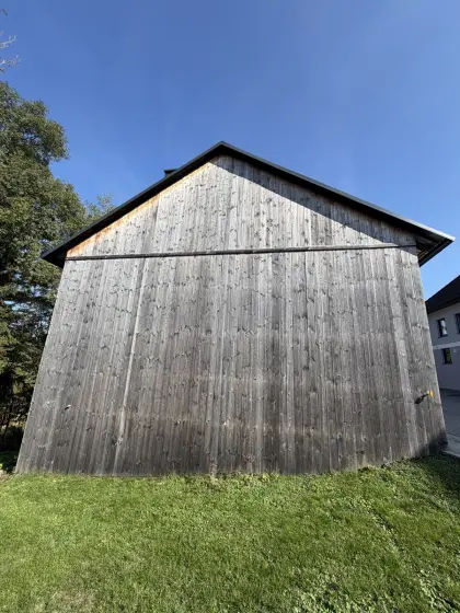 Sonnenverbrannte Bretter, Altholz
