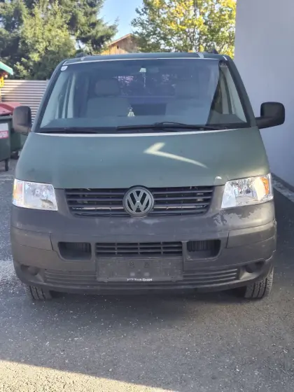 VW Caravelle