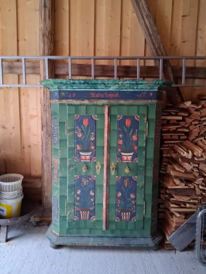 Alter Bauernkasten