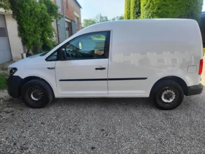 VW Caddy