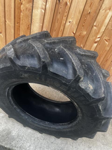 Continental 380/70R24