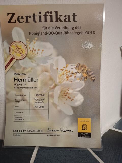Honig aus eigener Imkerei