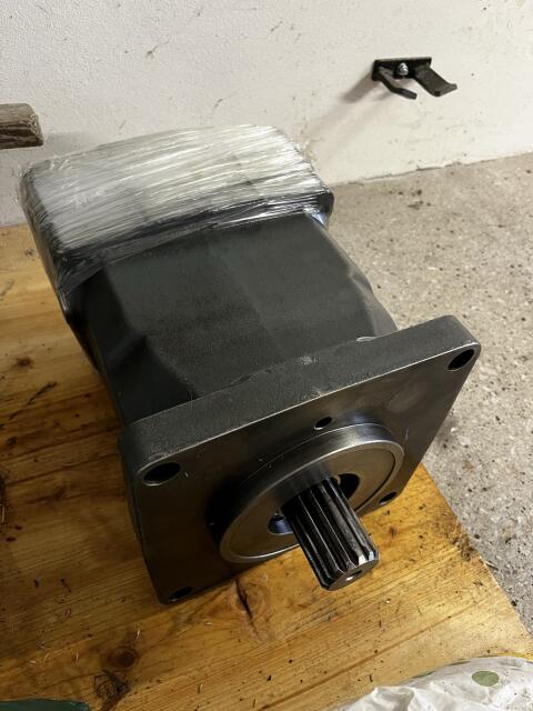 Hydraulikmotor und Hydraulikpumpe für Claas Jaguar Speedstar 890