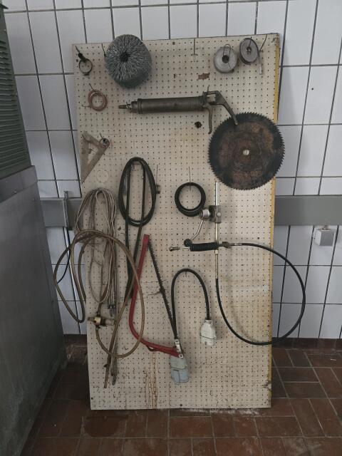 Werkzeugwand, Lochwand 170 x 88, Werkstatteinrichtung, Retro, Kult