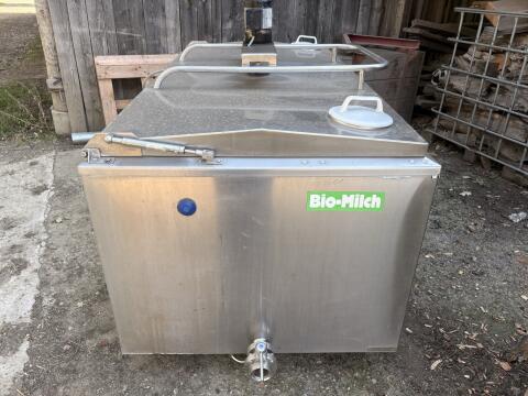 Milchtank 800 l