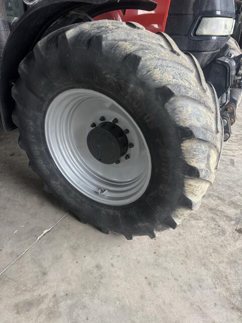 Reifen 540/65R30