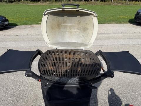 Weber Q Gasgriller inkl. Gasflasche