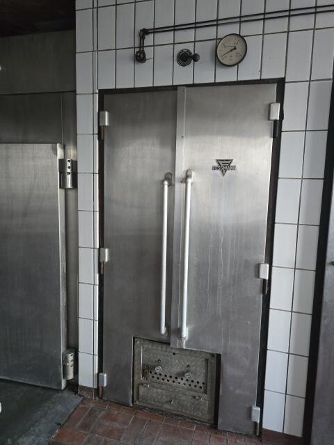 Fessmann Gas-Selchofen mit Edelstahl-Türen und Gas-Aggregat (z