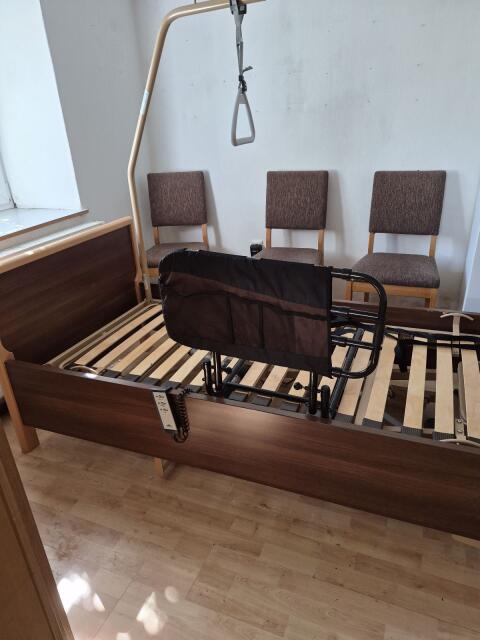 Pflegebett
