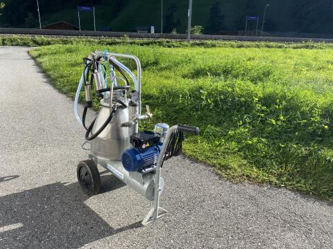 Fahrbare Melkmaschine