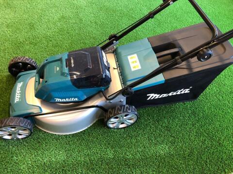 Makita DLM463 Akku-Rasenmäher