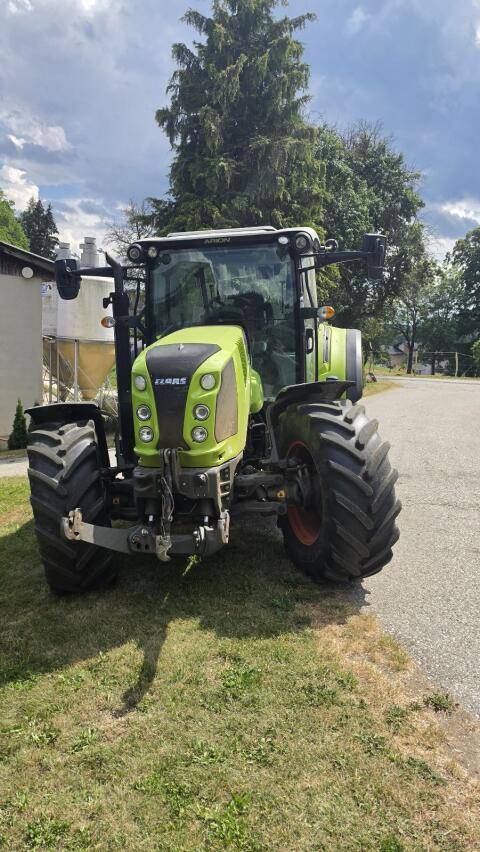 Claas Arion 450