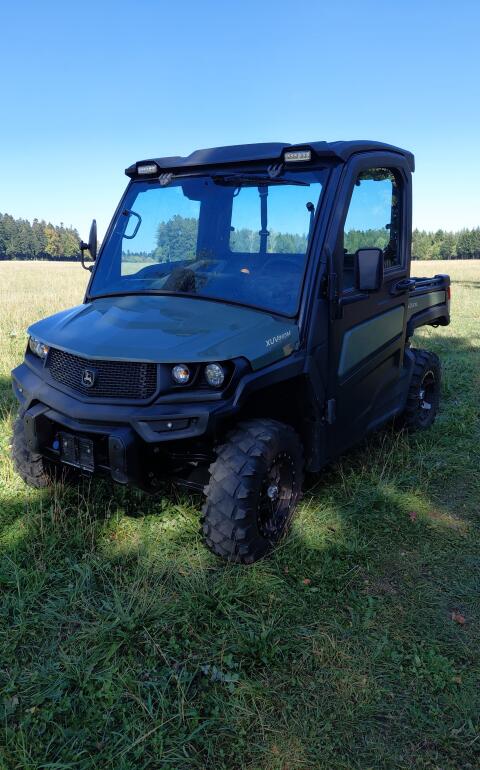 Gator John Deere 865M