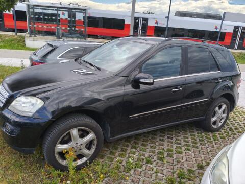 Mercedes ML 320
