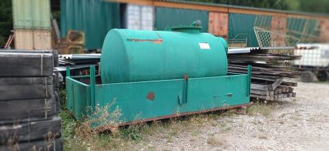 Dieseltank mit Wanne 5.000 l
