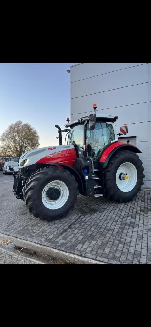 Steyr Absolut CVT 6240