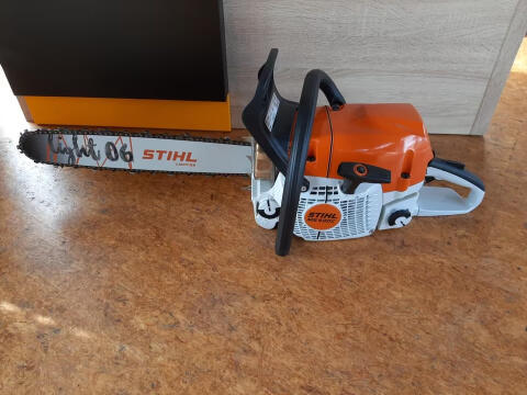 Stihl MS400 C-M