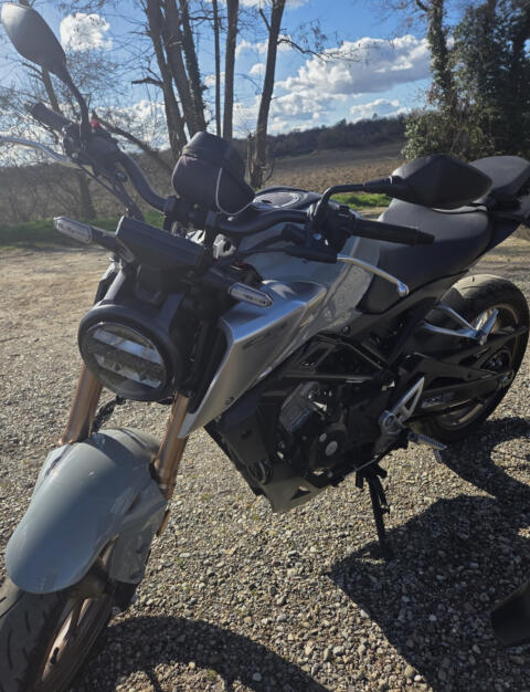Honda CB 125 R