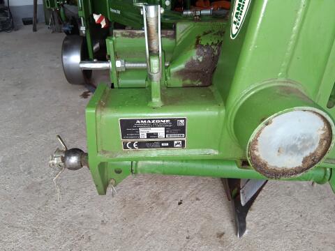 Pflug Amazone XM 1050