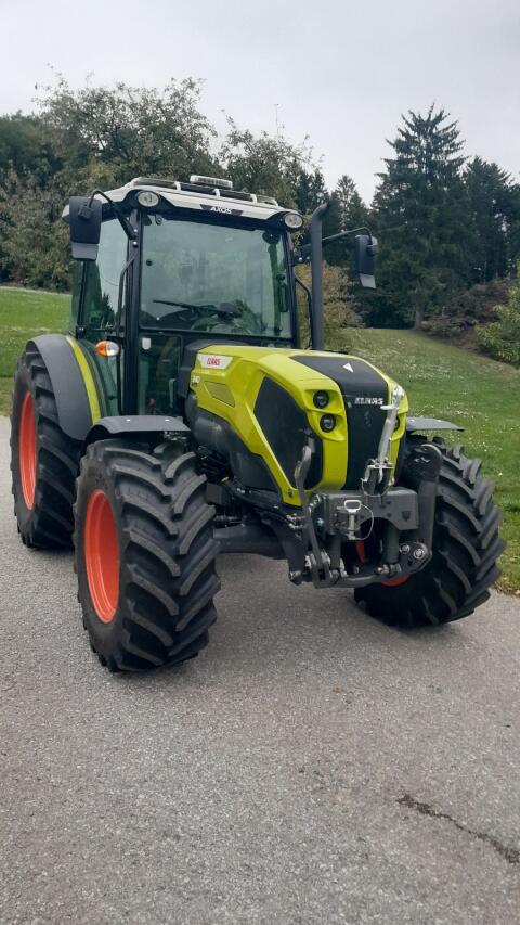 Claas Axos 240