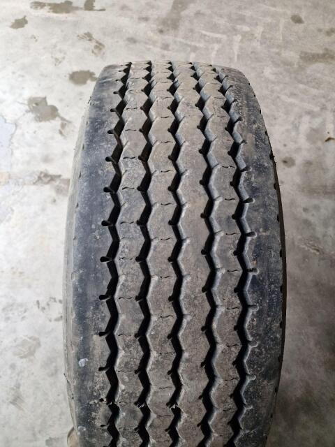 Reifen 385/65 R22,5 LKW und Anhänger