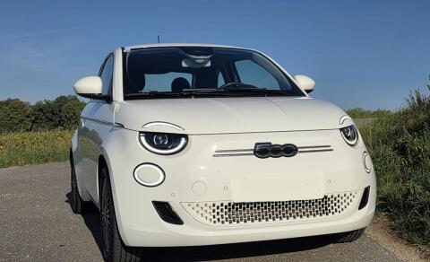 Fiat 500E