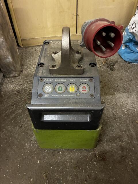 Elektro-Hebemagnet FXE 800/100