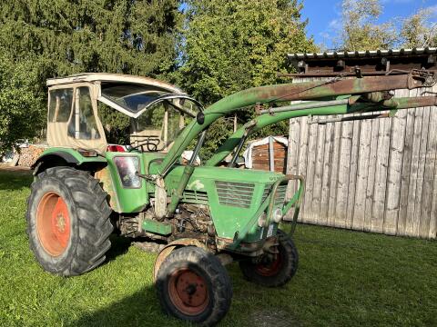 Deutz 6006 mit Frontlader, div. Zubehör, Top-Zustand