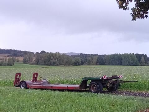 Möller Tieflader Tiefbett Forstmaschinen Harvester Rückezug