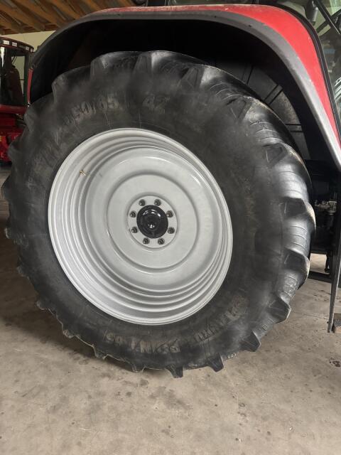 Reifen 650/65R42