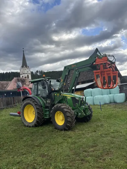 John Deere 5090R