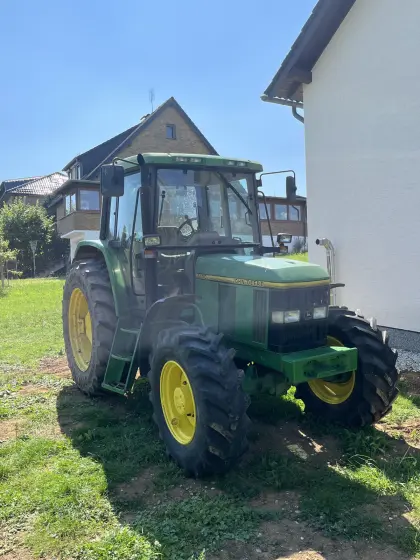 John Deere 6100
