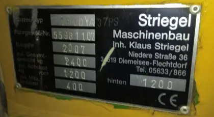 Striegel Hoflader Power 1.900 YA