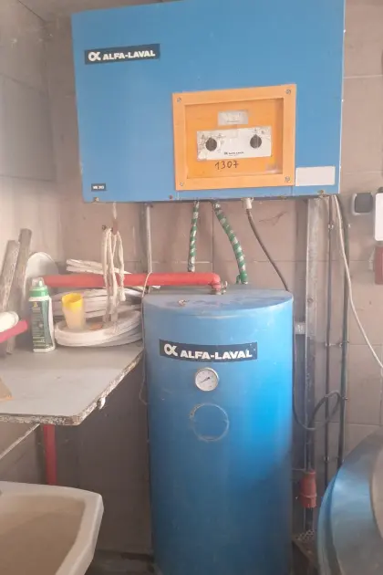 Alfa-Laval Milchkühlung mit Wärmerückgewinnung, 800 l Wanne HK 303