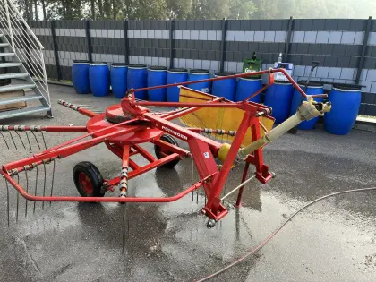 Pöttinger Schwader 301