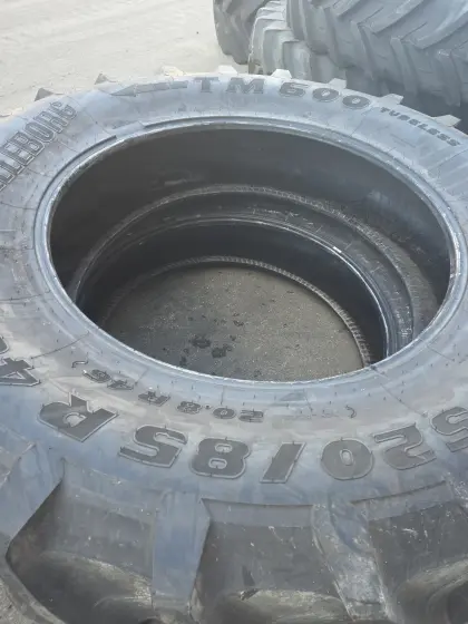 2x TRELLEBORG 520/85R46 TM600 20.8 R 46