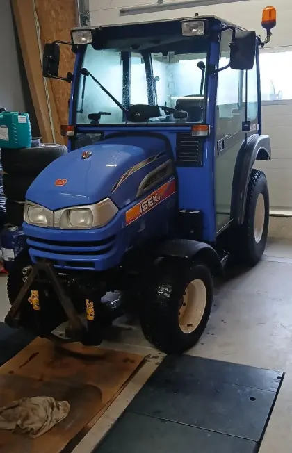 Iseki Allrad Hydrostat 690 Bstd., Kleintraktor Kommunal 4295